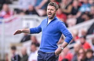 记者：卡里克今日上午抵达卡灵顿，预计今日官宣出任曼联临时主帅